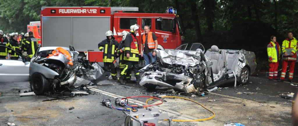 Schwerer VU Leichlingen L294  beide Fahrer verstorben P30.JPG